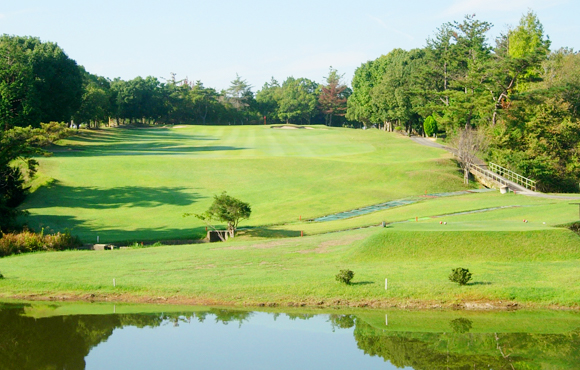 ゴルフ場運用｜不動産運用事業｜NANEI株式会社｜生まれ変わるその先にBEYONDthe Finish line.